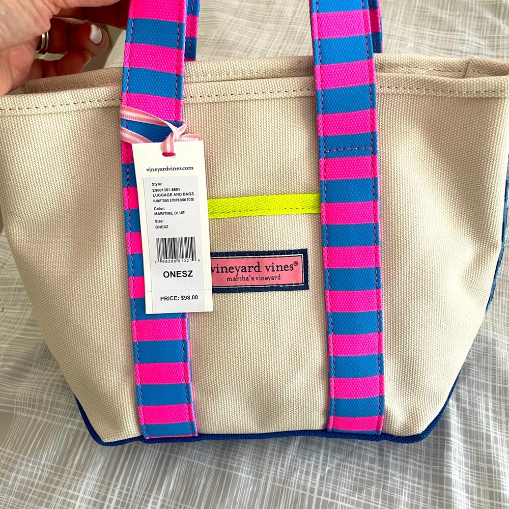 Vineyard Vines Summer Purse